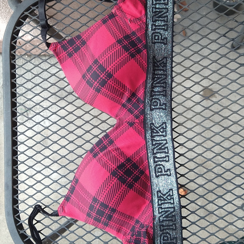 VS PINK 32A